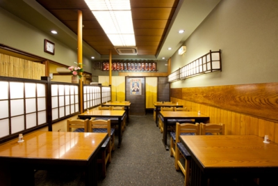 honkan-1f-table.jpg
